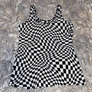size L NOBO checkered tank top